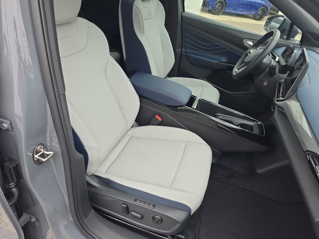 New 2026 Gray Volkswagen Pro S image 38