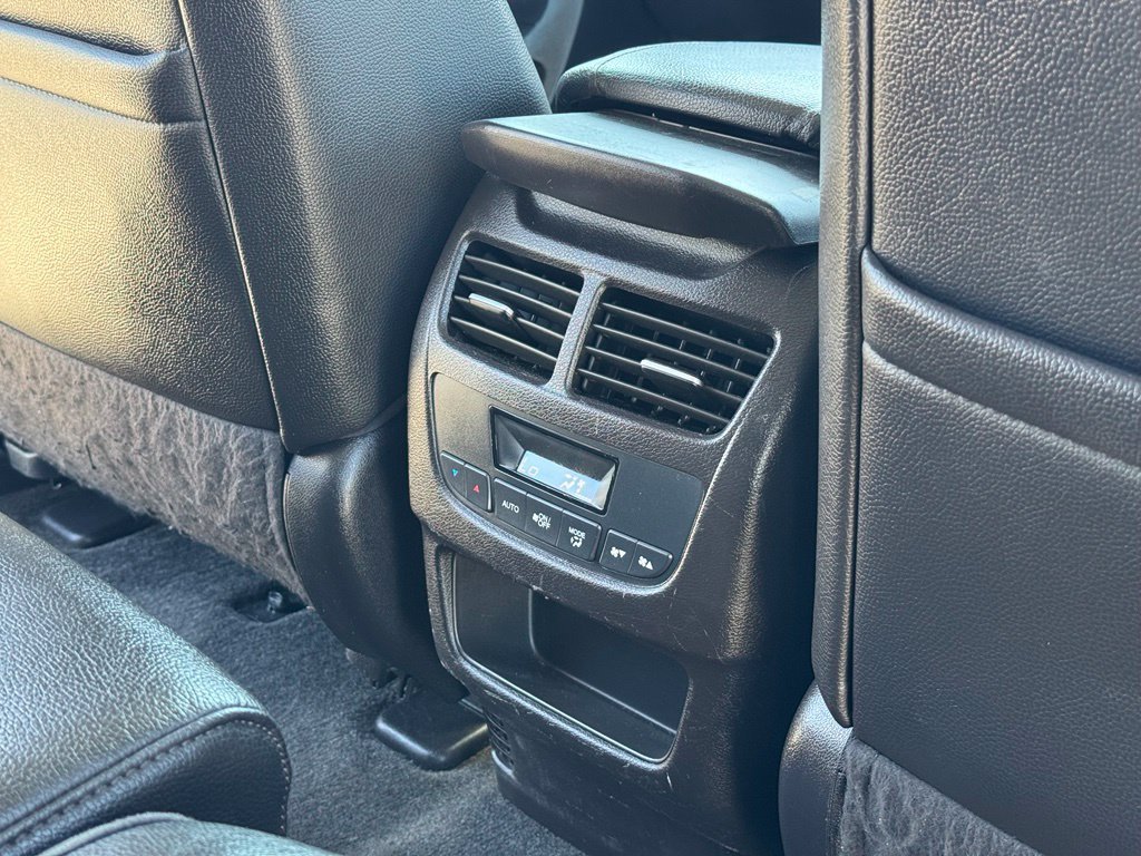 Used 2014 Crystal Black Pearl Acura 3.5L Technology Package image 19