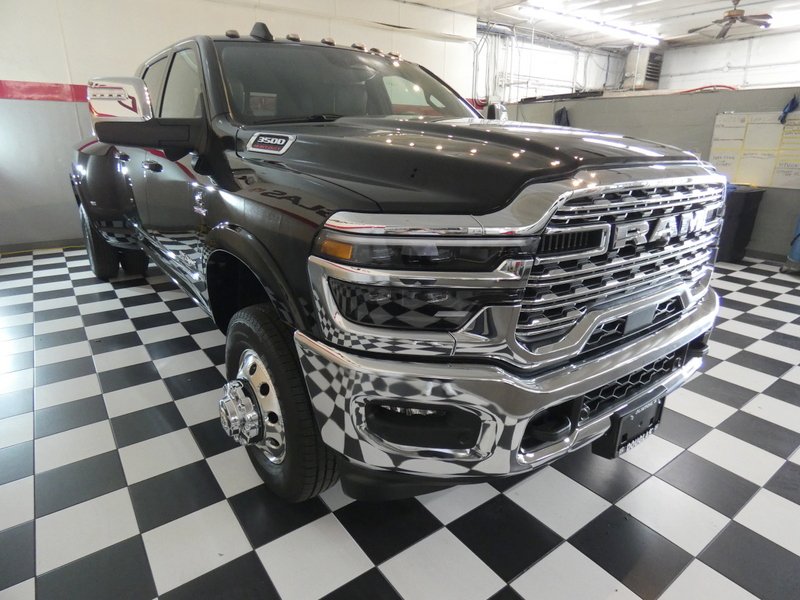 New 2026 Diamond Black Crystal Pearl-Coat Exterior Paint RAM Limited Mega Cab 6