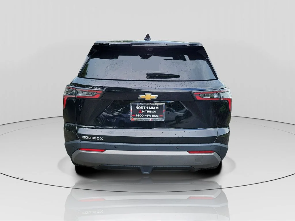 Used 2025 Black Chevrolet LT image 6