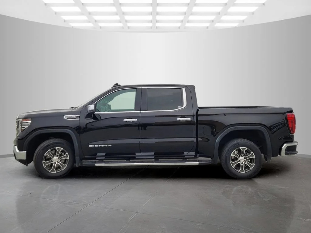 2024 GMC Sierra 1500 SLT - Photo 7