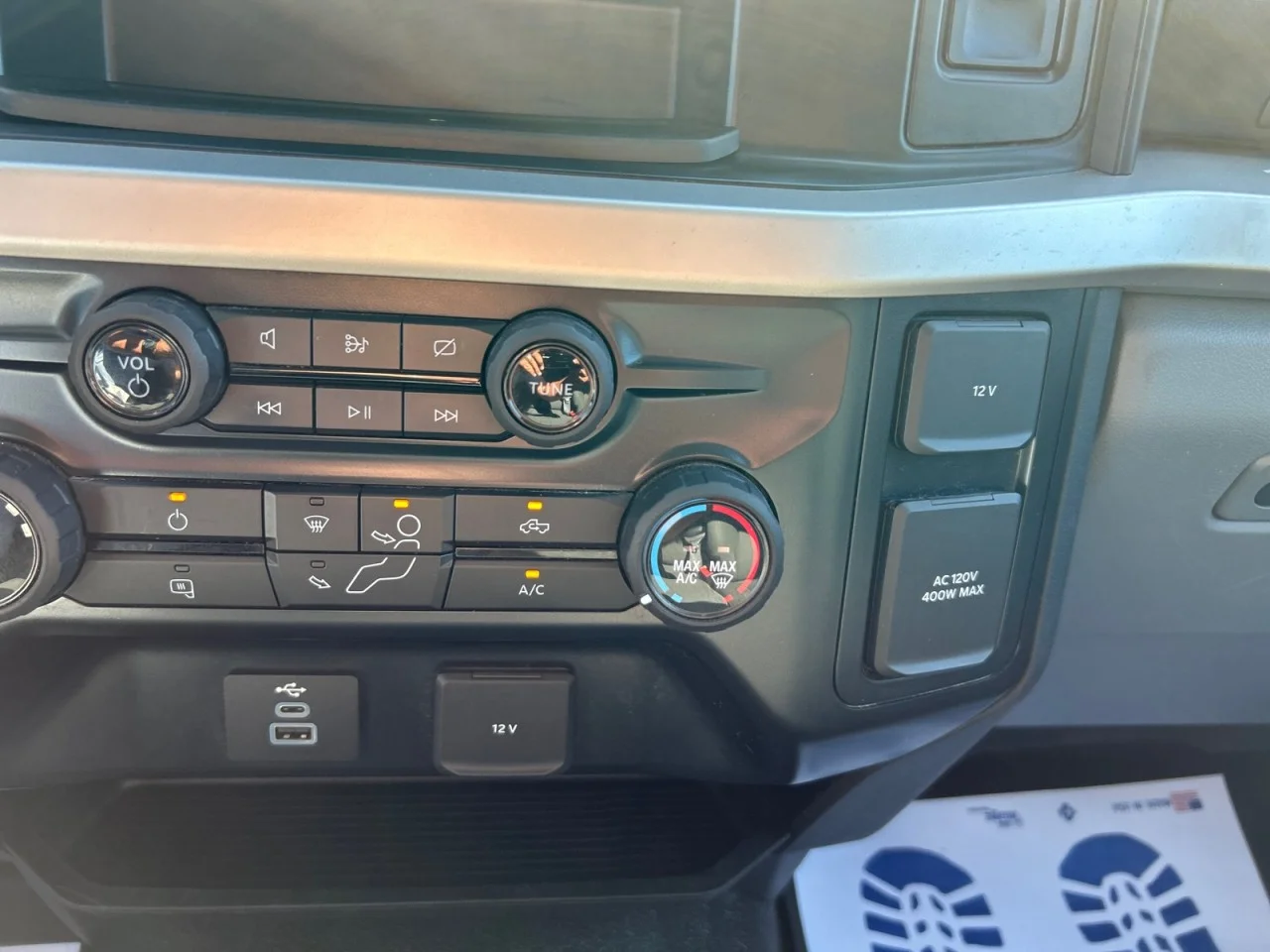 Used 2023 White Ford XL image 14