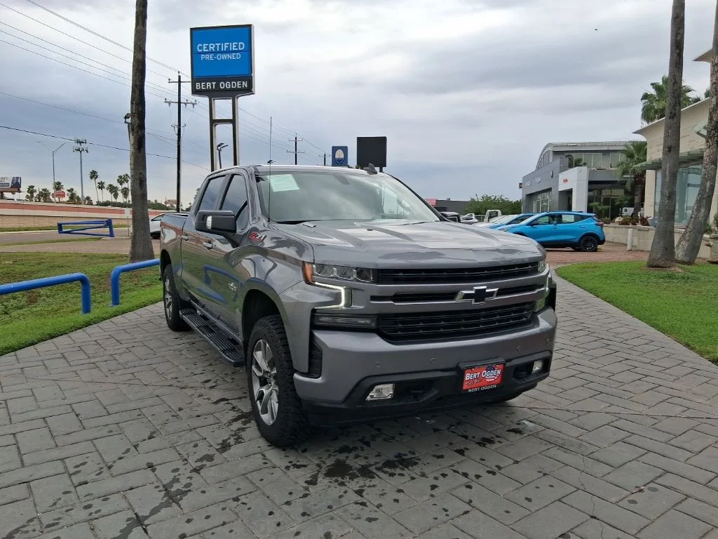 2022 Chevrolet Silverado 1500 RST 4X4 Crew Cab Short Box's photo