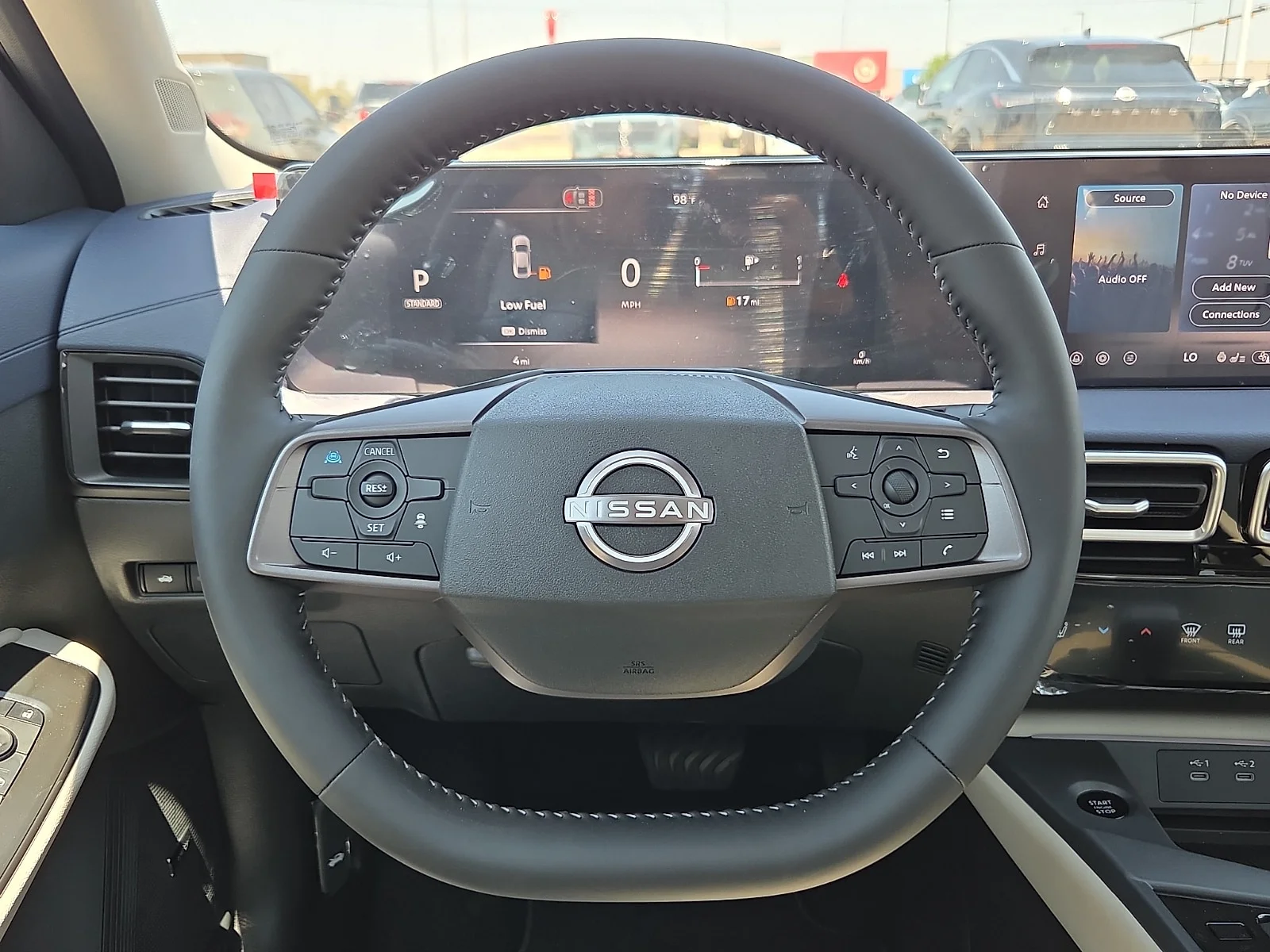 New 2026 QAC Aspen Whit Nissan SL image 13