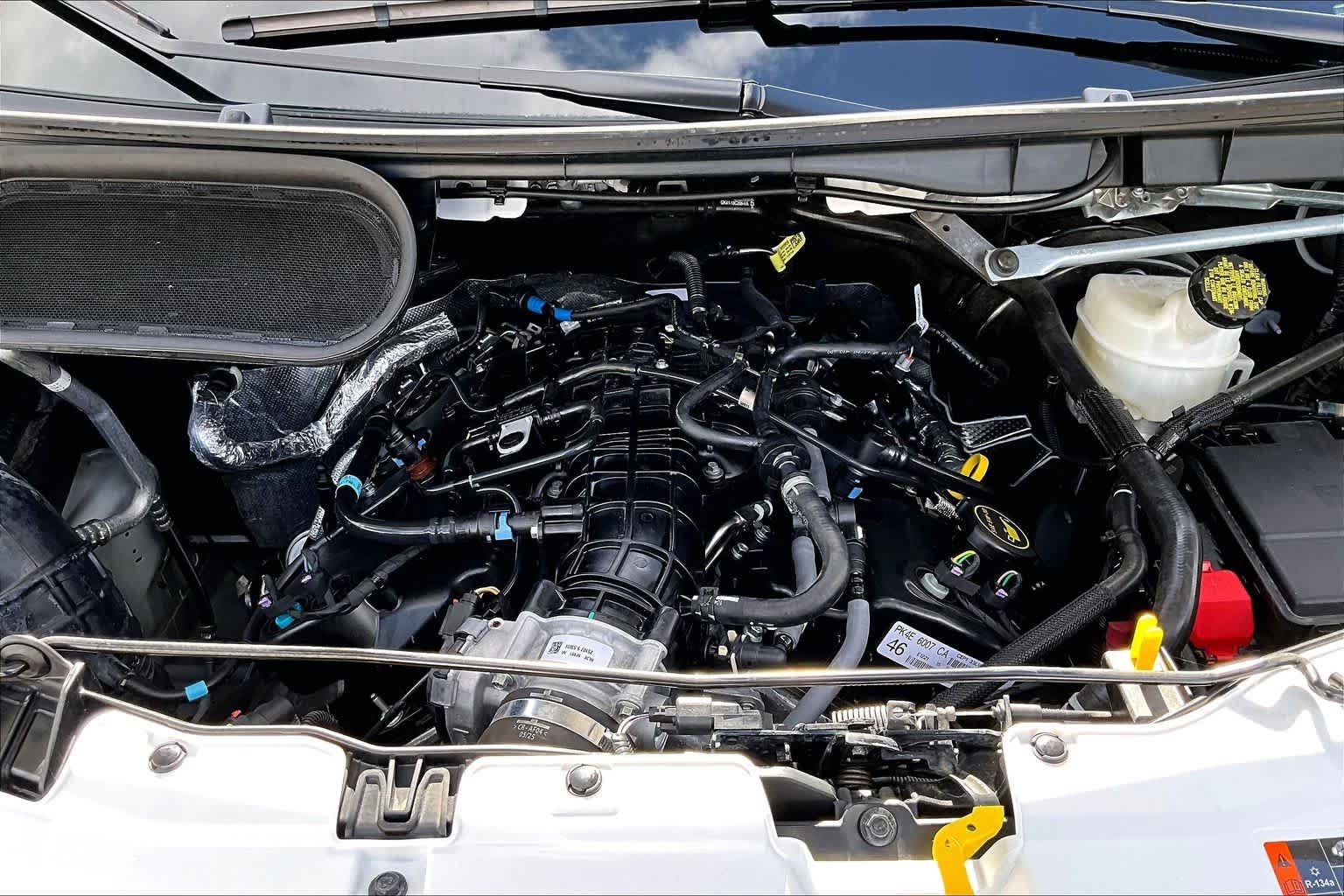 Used 2025 Oxford White Ford  image 32
