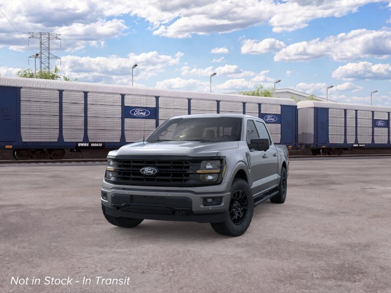New 2026 Carbonized Gray Metallic Ford XLT image 2