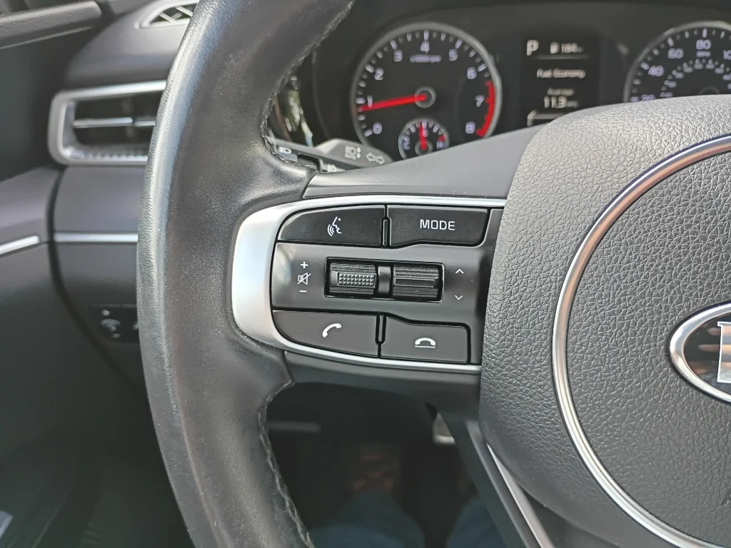 Used 2021 Wolf Gray Kia GT-Line image 26