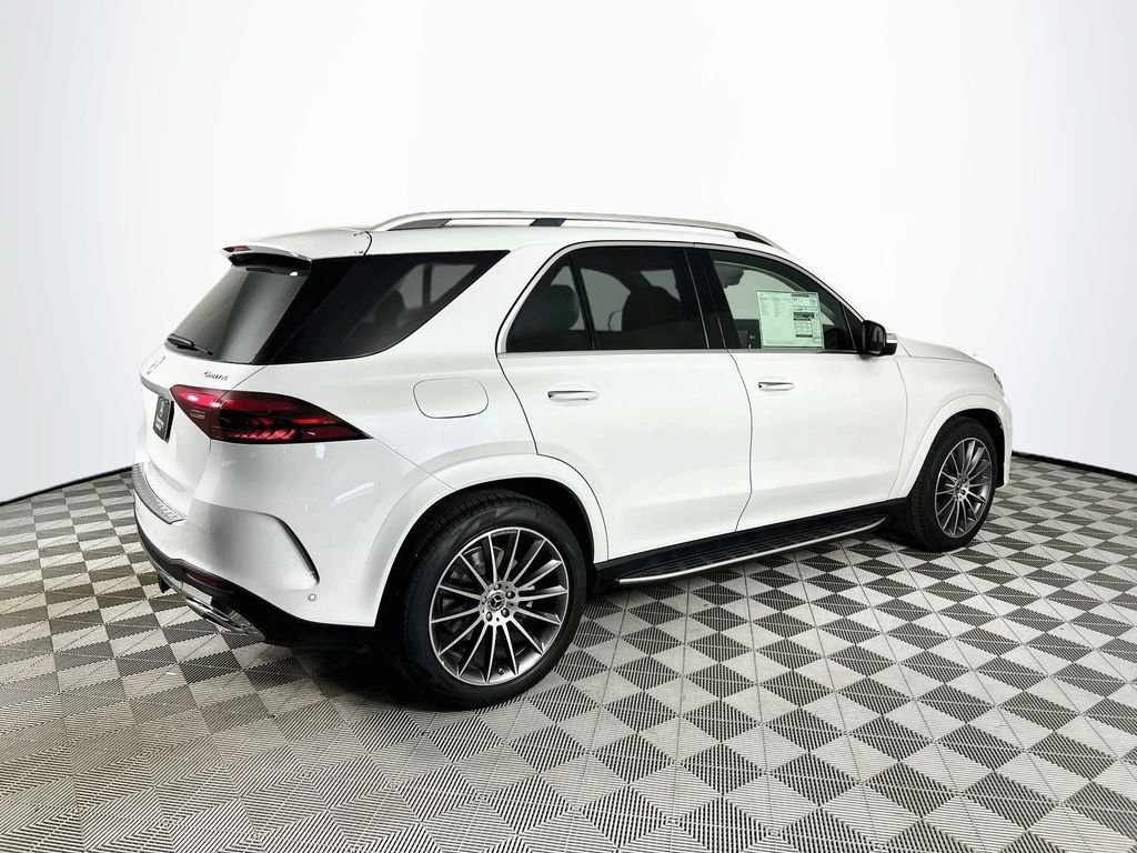 New 2026 MANUFAKTUR Moonlight White Metallic Mercedes-Benz GLE 450 image 41