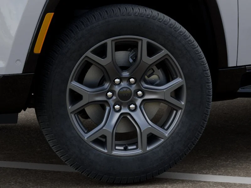 New 2026 Bright White Clear-Coat Exterior Paint Jeep Limited Altitude image 34
