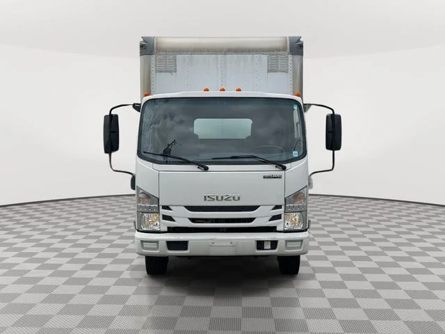 Used 2020 White Isuzu 200 image 2
