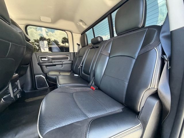 Used 2023 Silver Ram Laramie image 10