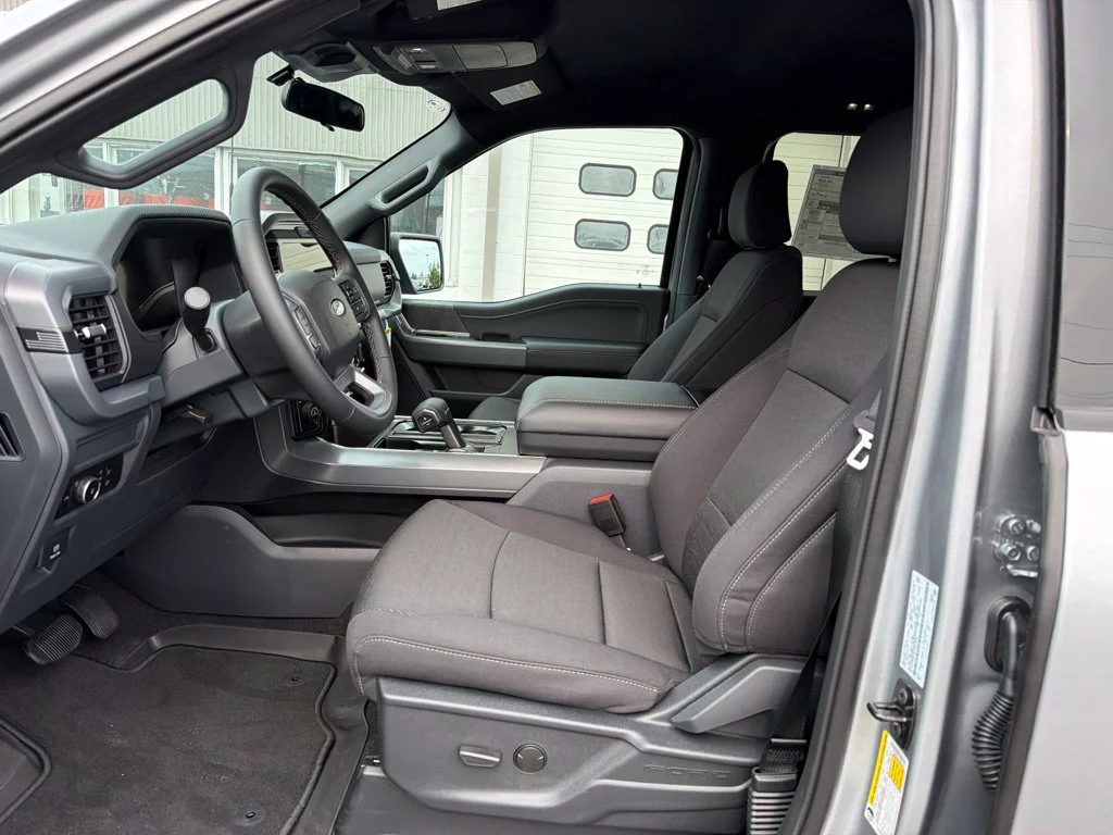 New 2026 Iconic Silver Metallic Ford XLT image 16