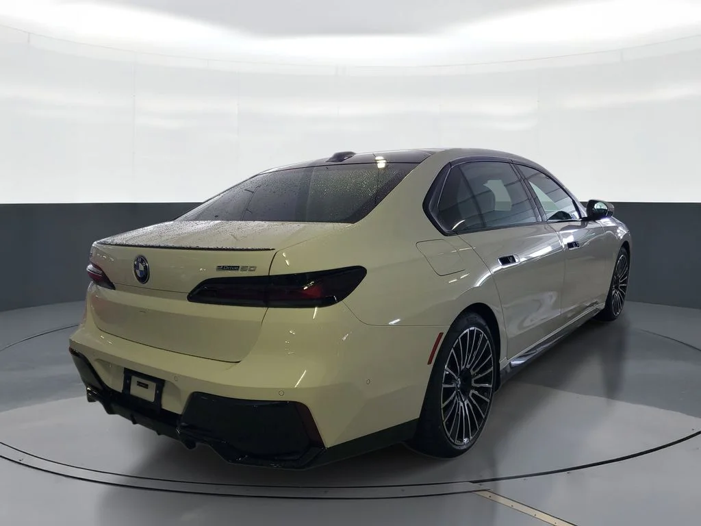 New 2026 Alpine White BMW eDrive50 image 3