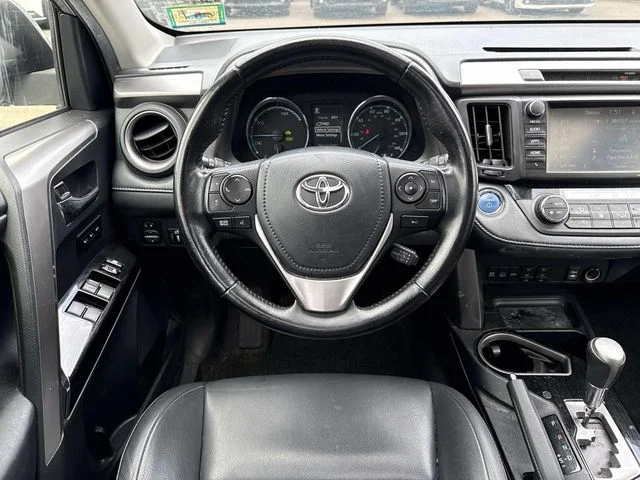 Used 2017 Silver Toyota Limited image 17