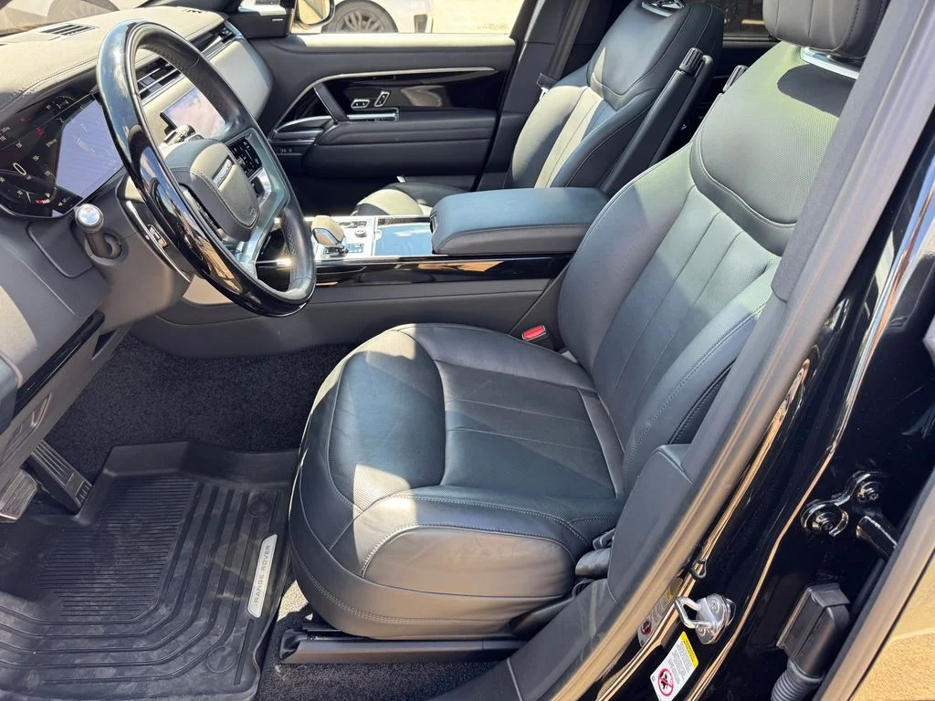 Certified Used 2023 Black Land Rover SE image 12