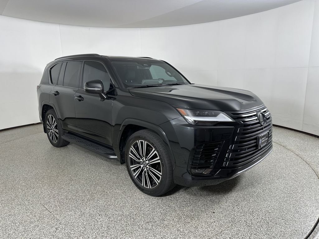 Used 2025 Black Lexus 600 Luxury image 4