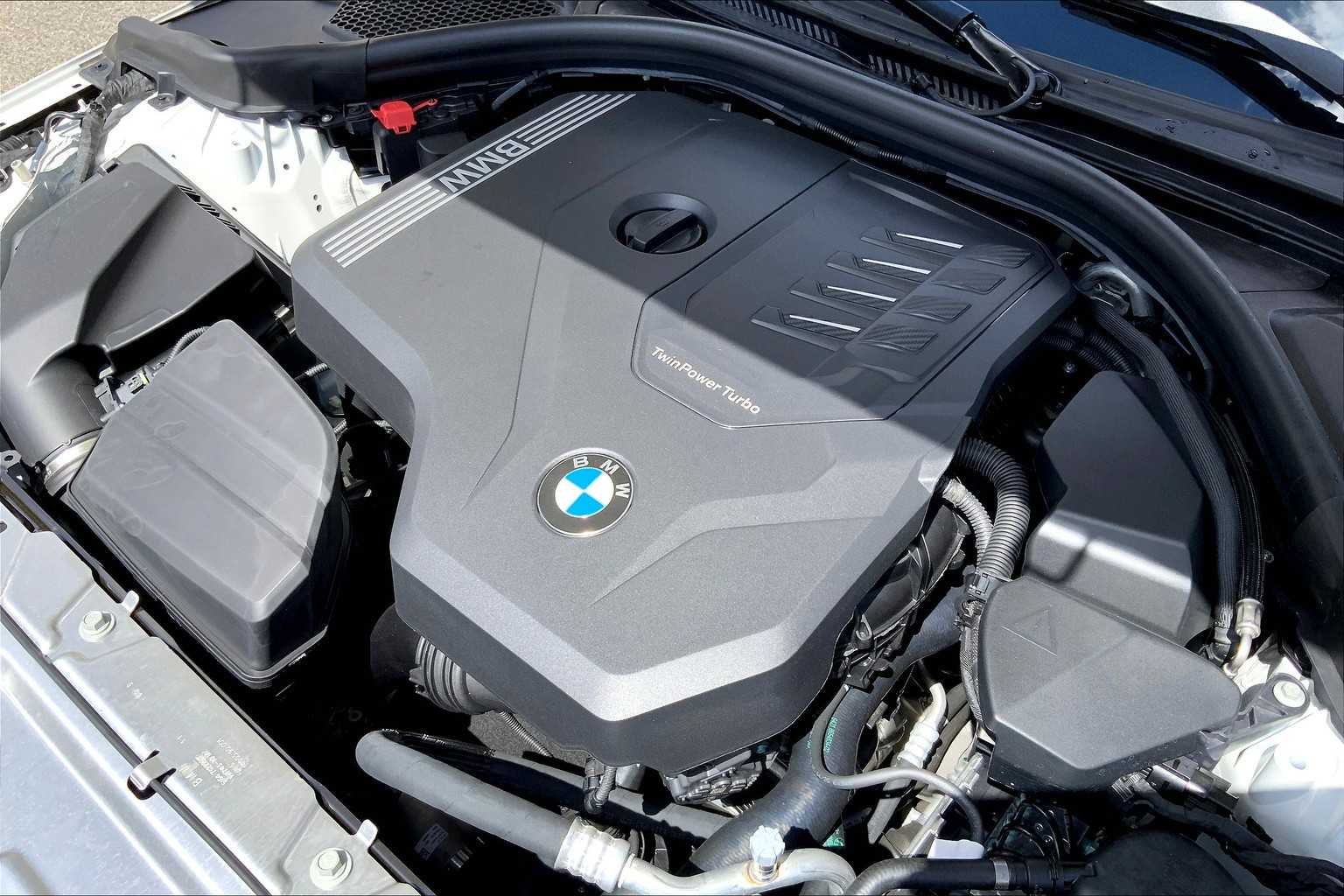 2025 BMW 2 Series 230i - Photo 17