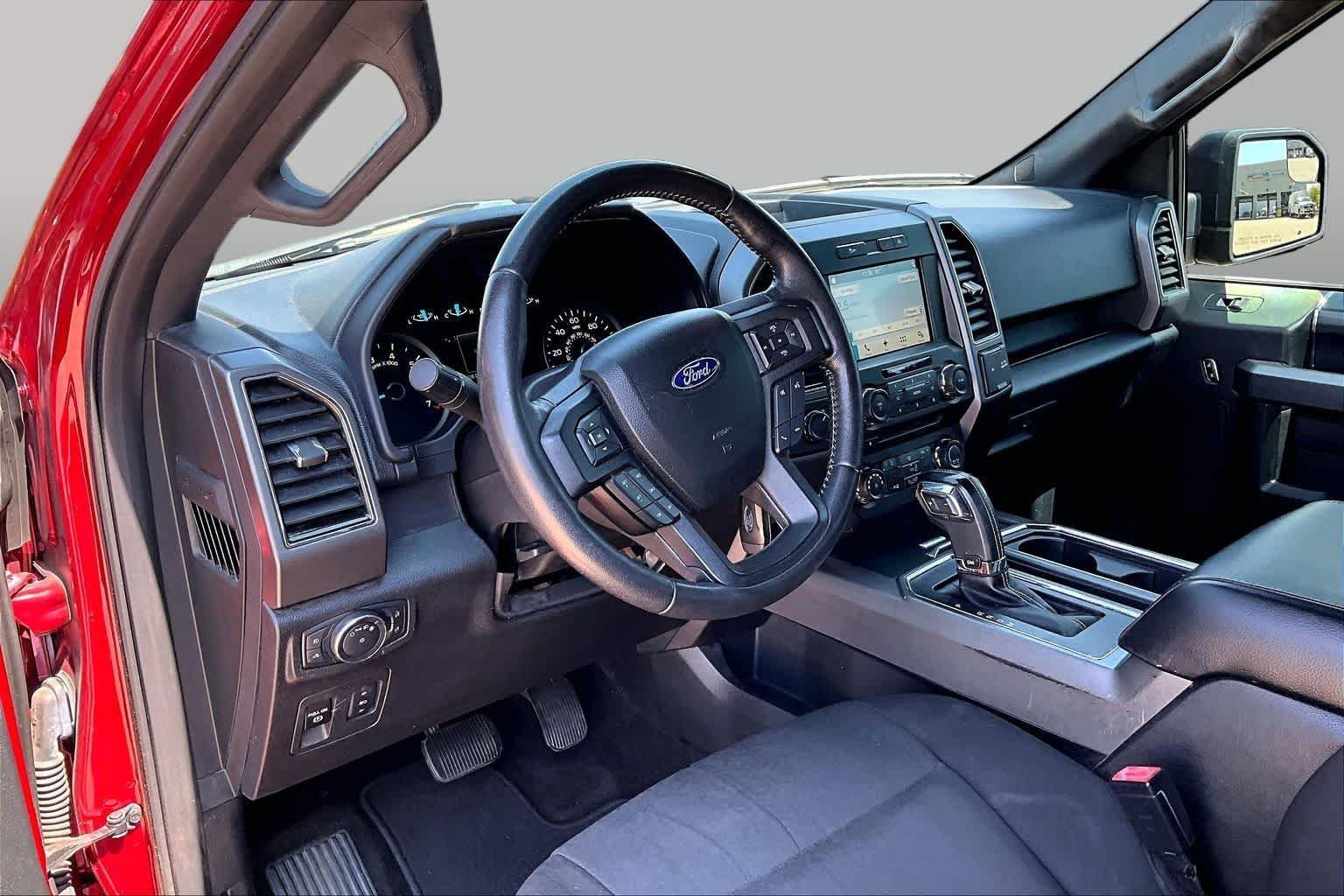 Used 2018 Ruby Red Metallic Tinted Clearcoat Ford XLT image 18