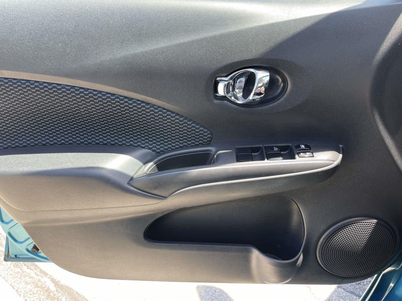 Used 2014 Metallic Peacock Nissan SV image 24