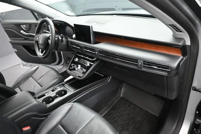 Certified Used 2021 Silver Radiance Lincoln Reserve image 30