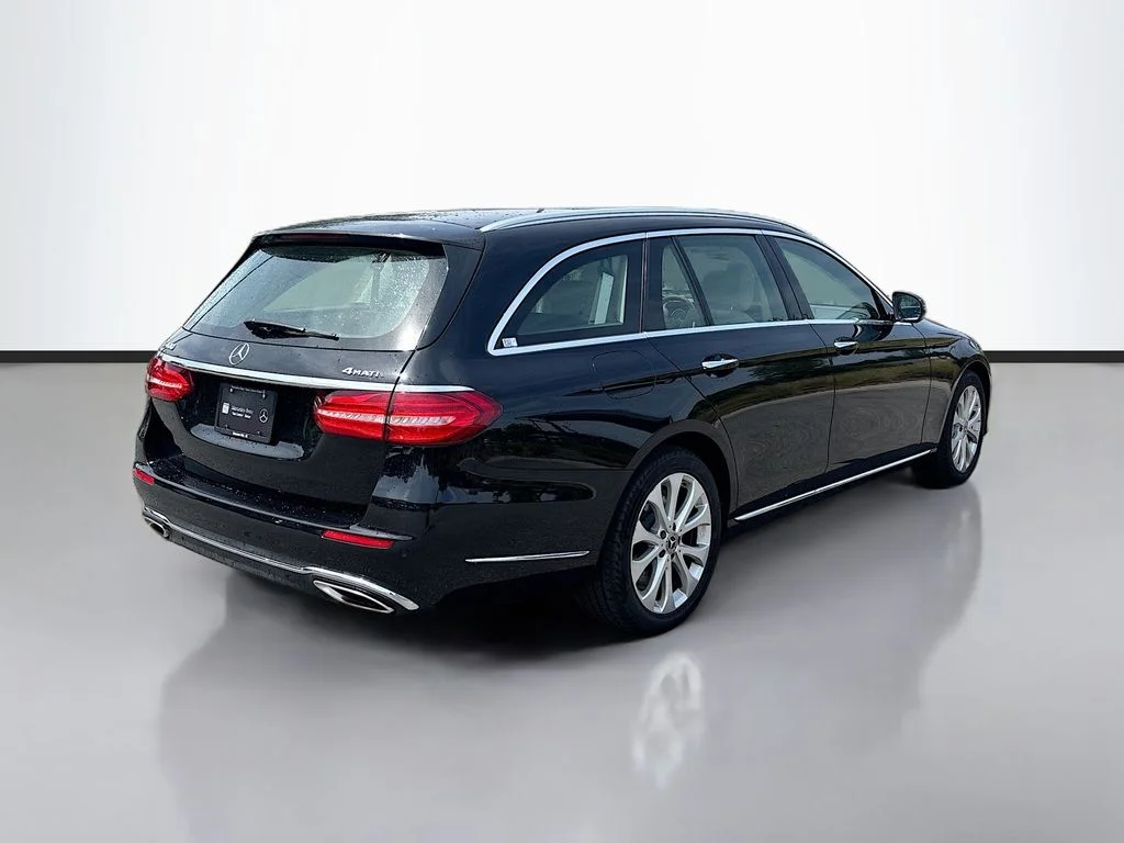 Used 2018 Black Mercedes-Benz E 400 image 3
