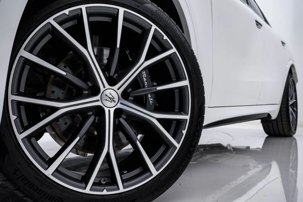 New 2026 Bianco Astro Metallic Maserati Modena image 5