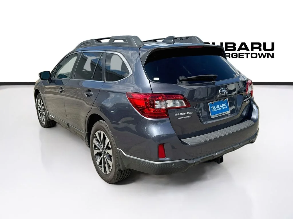 Used 2017 Gray Subaru 2.5i image 6