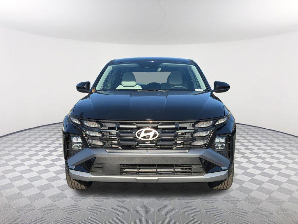 New 2026 Black Hyundai SE FWD image 2