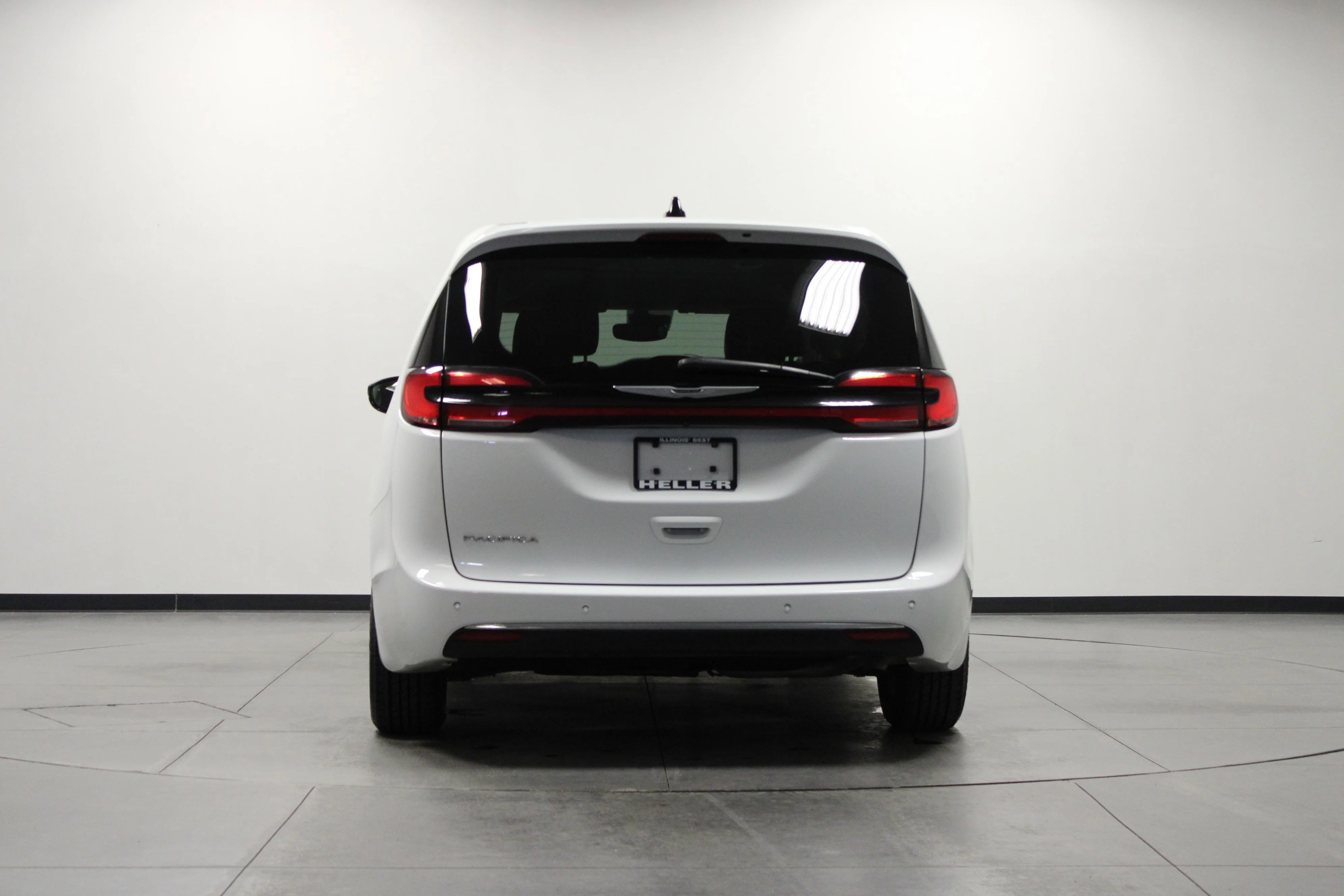 Used 2024 Bright White Clearcoat Chrysler Touring L image 5