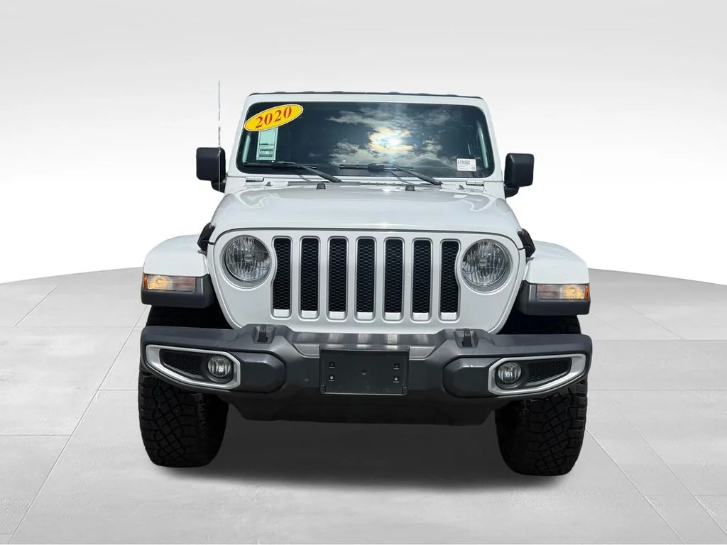 Used 2020 White Jeep Unlimited Sahara image 26