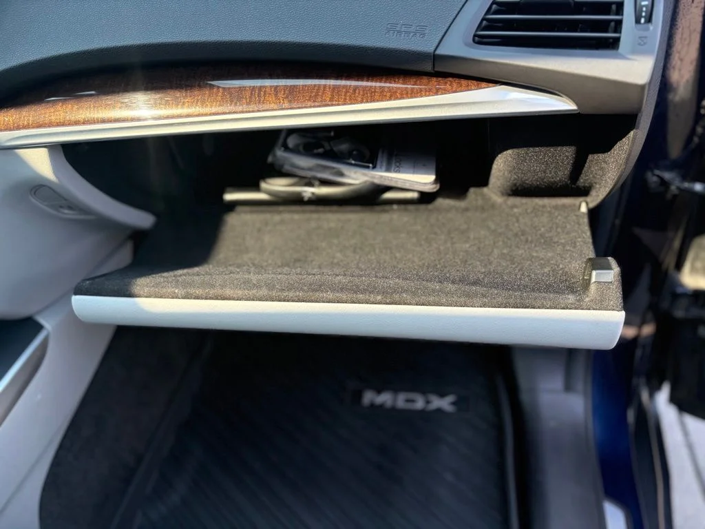 Used 2017  Acura 3.5L image 23