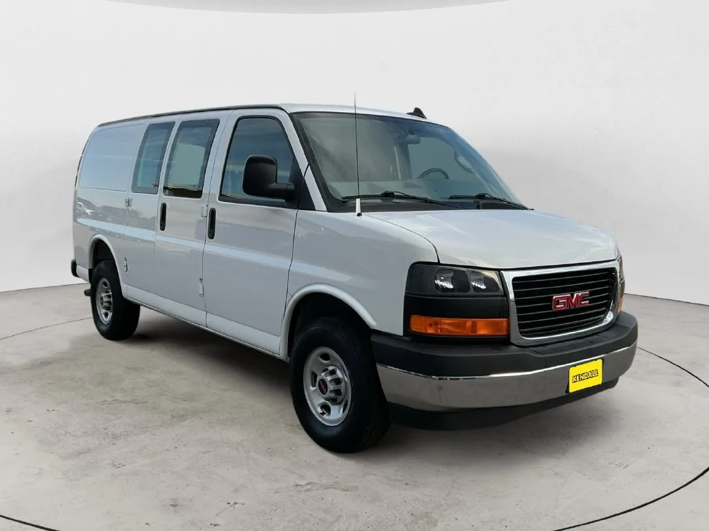2025 GMC Savana Cargo Work Van - Photo 5