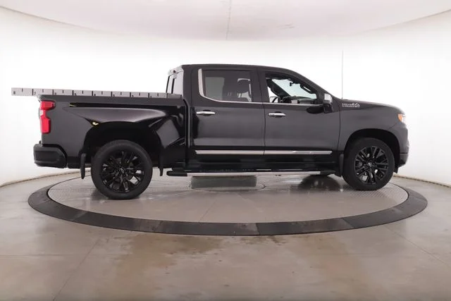 Used 2024 Black Chevrolet High Country image 6