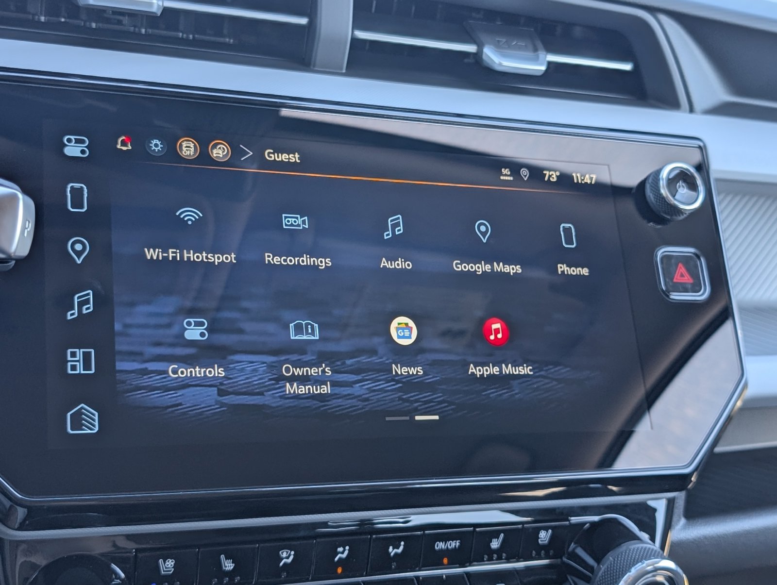 2027 Chevrolet Bolt RS - Photo 15