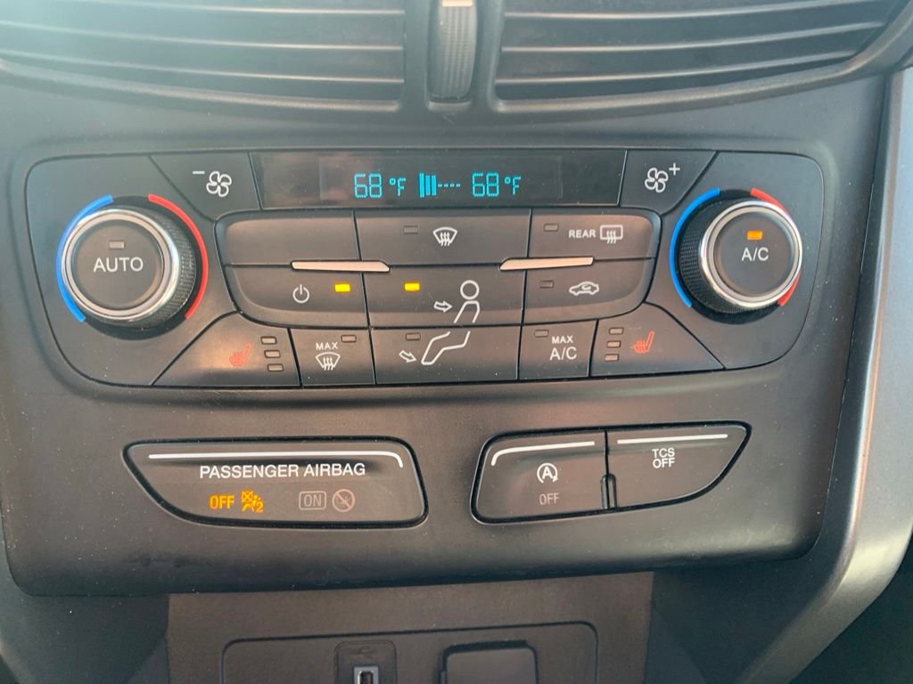 Used 2017 Red Ford SE image 20