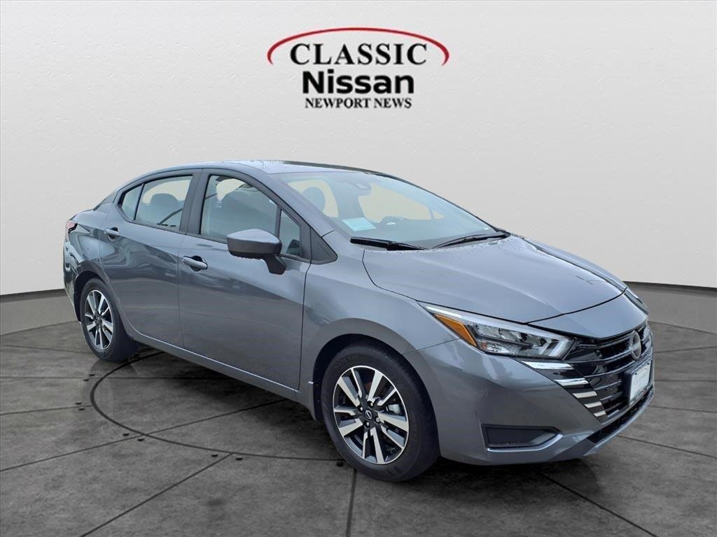 2025 Nissan Versa 1.6 SV CVT's photo