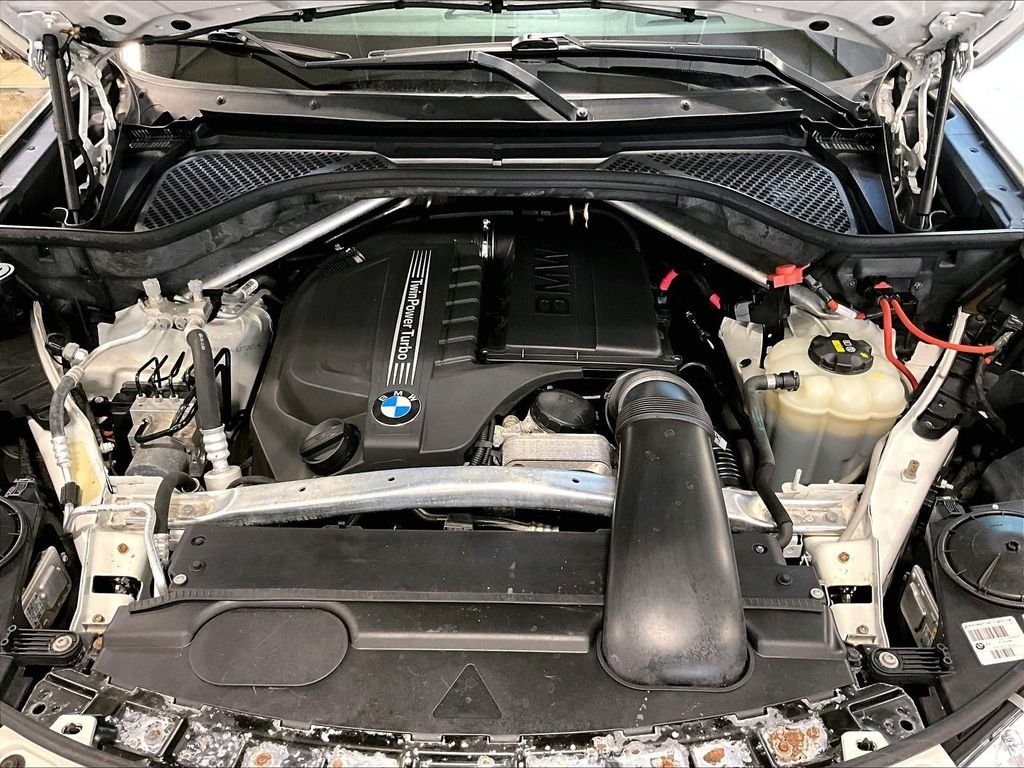 Used 2018 White BMW xDrive35i image 31