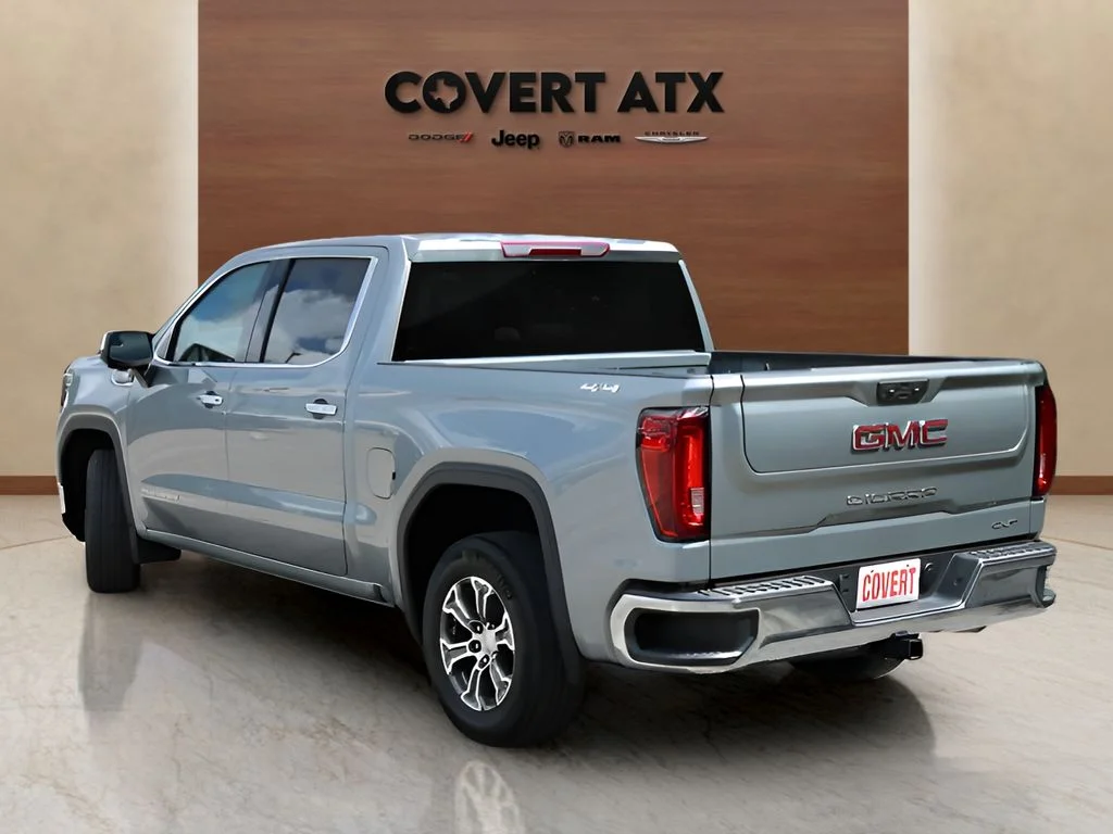 Used 2025 Silver GMC SLT image 3