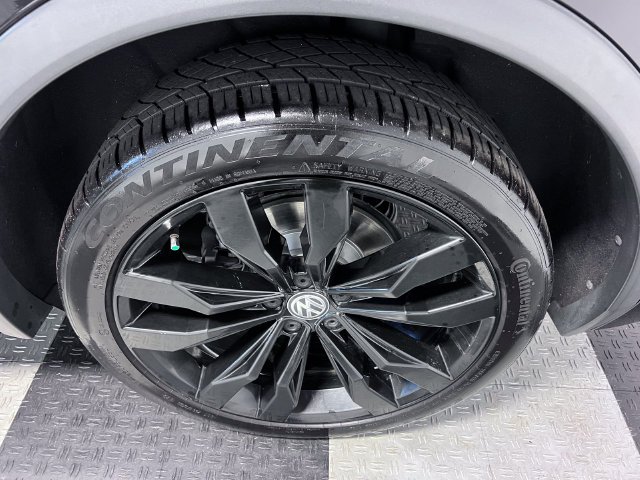 2021 Tiguan 2.0T SE R-Line Black Black · photo 16