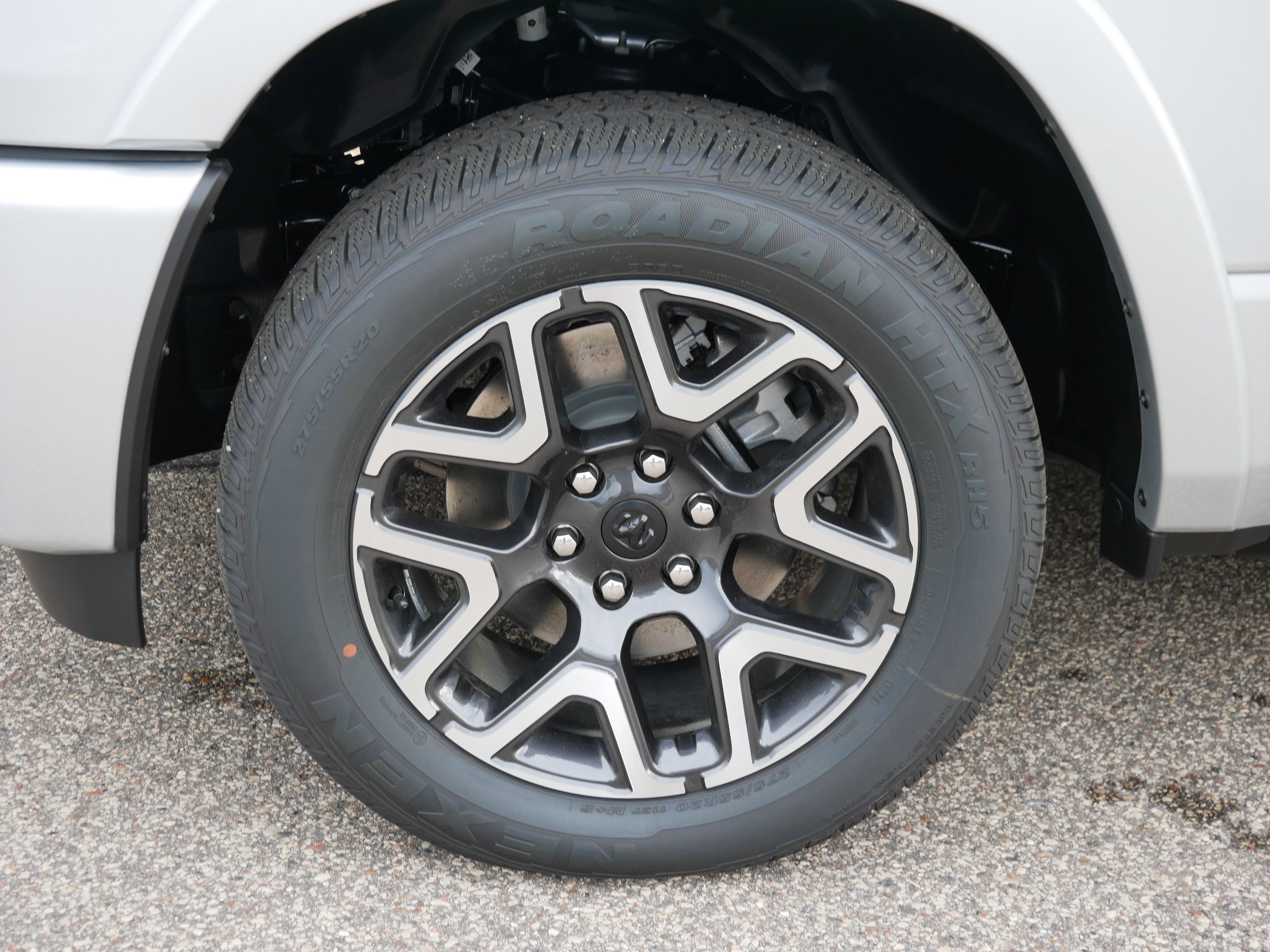 New 2027 Silver Zynith Exterior Paint RAM Laramie image 6