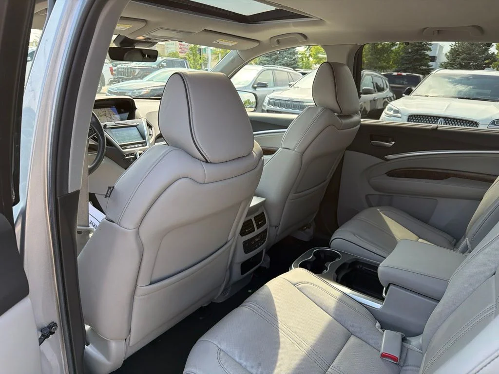 Used 2019 Silver Acura 3.5L Advance Package image 21