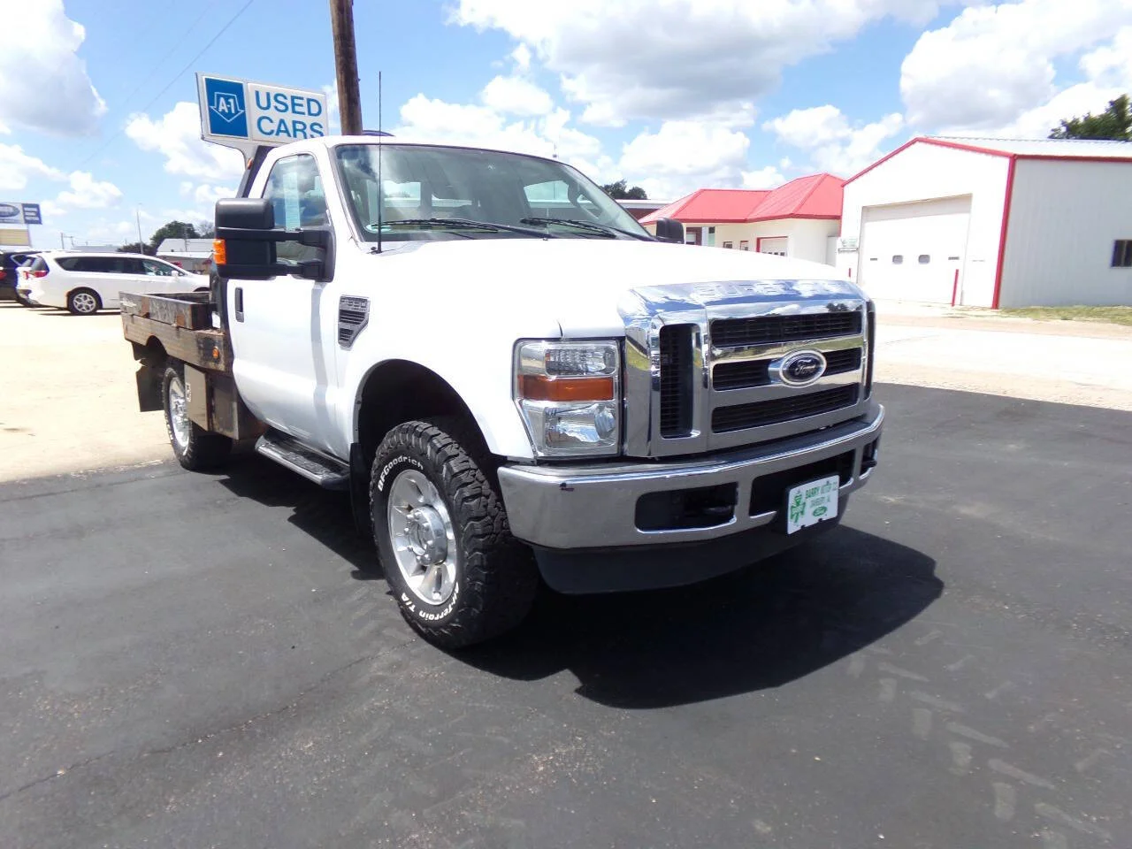 Used 2010 White Ford XL 4x4 2dr Regular Cab 8 ft. LB SRW Pickup image 3