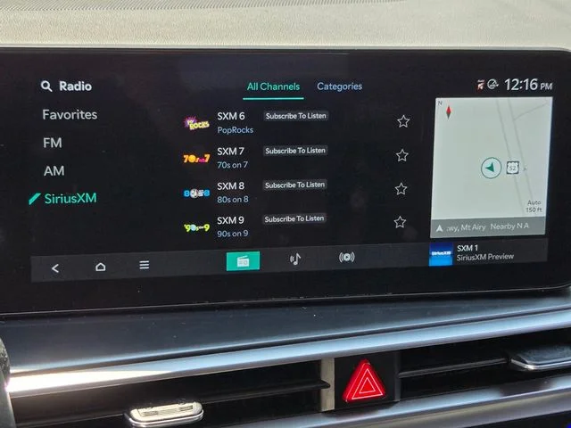 Used 2024 Black Kia S image 27