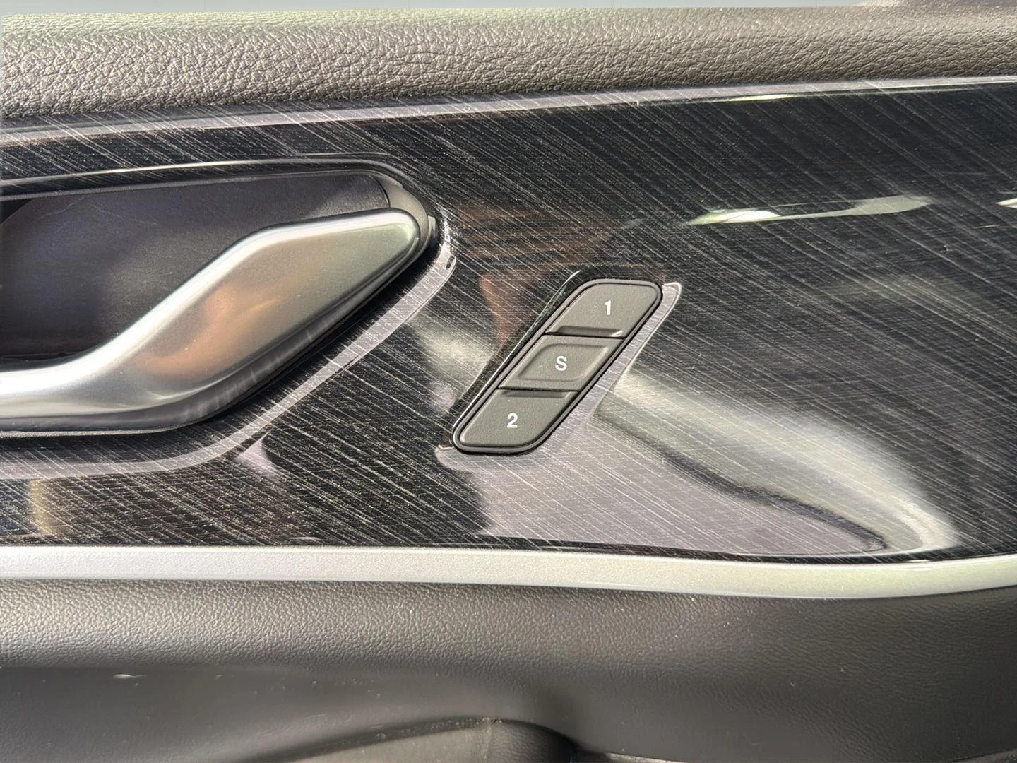 Used 2023 Bright White Clearcoat Jeep Trailhawk image 28