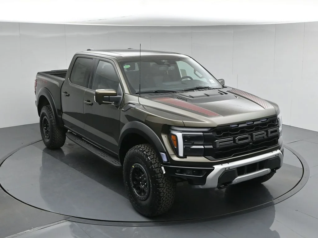 New 2026 Shelter Green Ford Raptor image 41