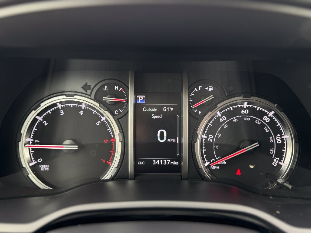 Used 2024 Ice Toyota TRD Off-Road Premium image 17