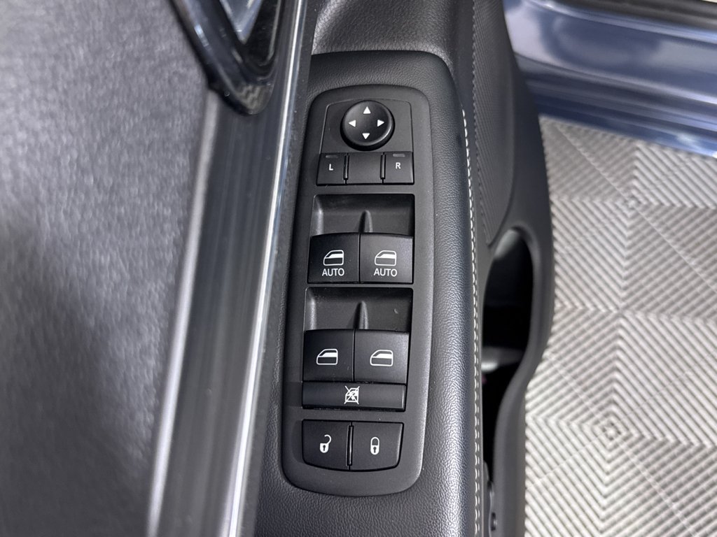 Used 2021 Slate Blue Pearlcoat Jeep 80th Anniversary image 27