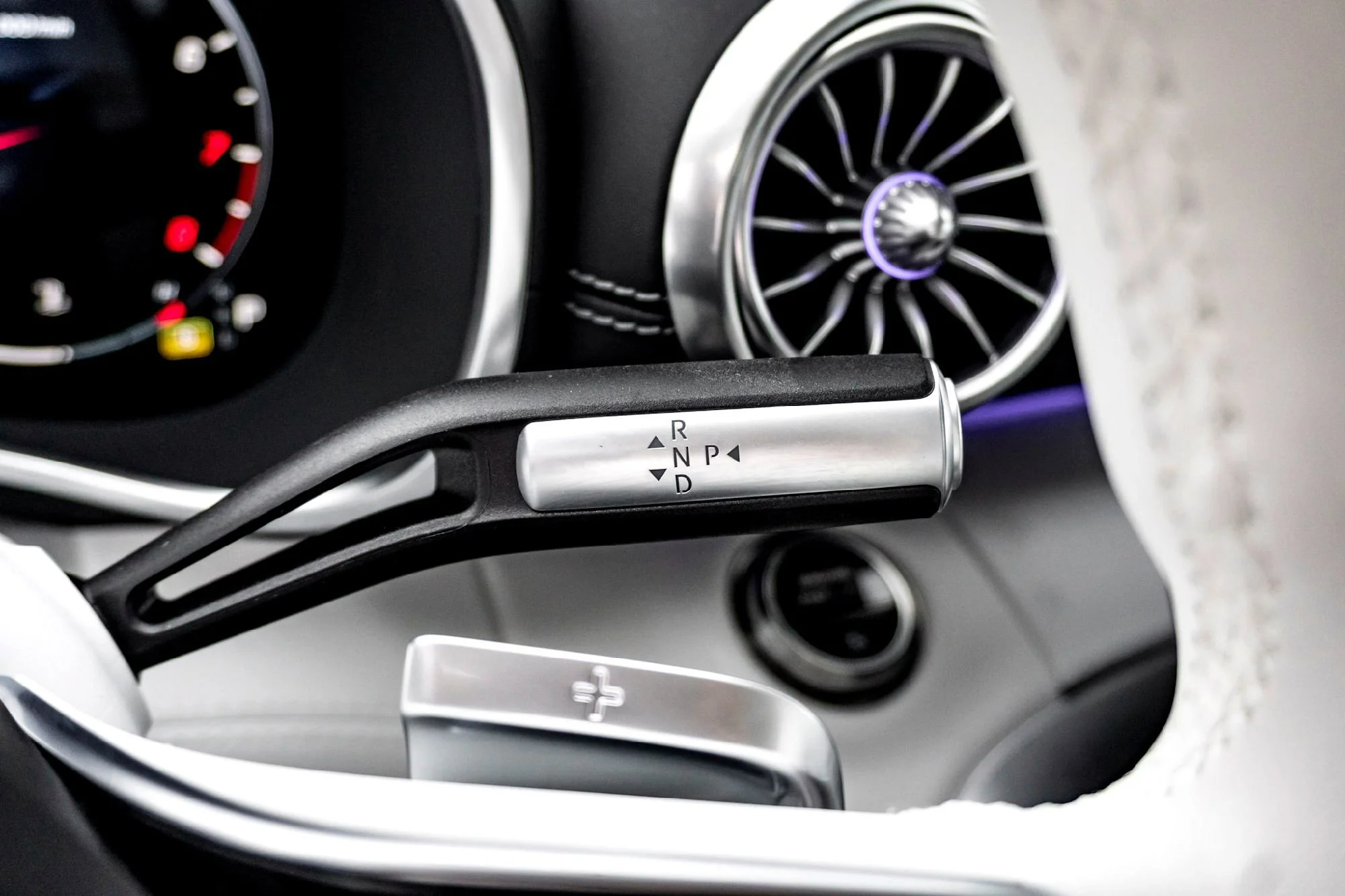 New 2026 White Mercedes-Benz Maybach SL 680 Monogram Series image 28