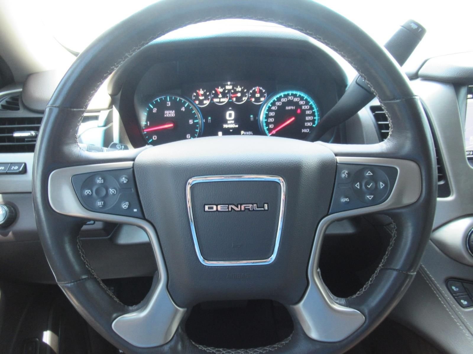 Used 2019  GMC Denali image 26