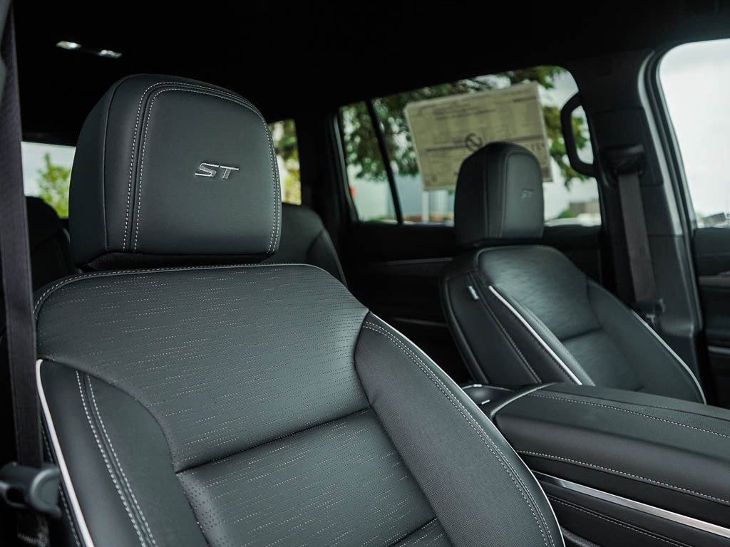 2026 Buick Enclave Sport Touring - Photo 11